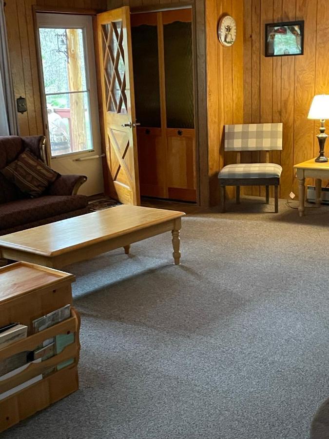 White Owl Retreat Yellowstone Grand Teton ไอส์แลนด์พาร์ก ภายนอก รูปภาพ